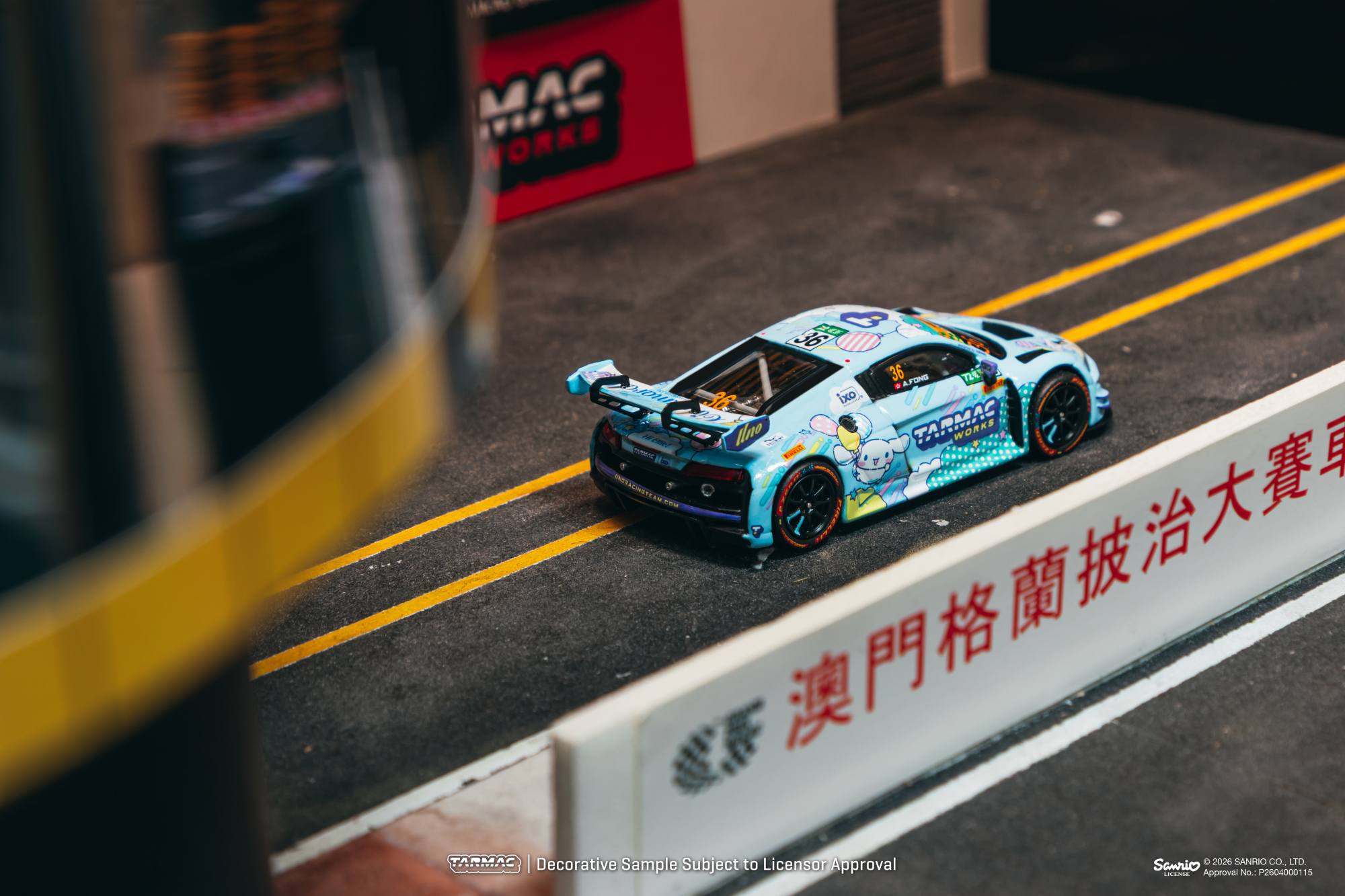 Audi R8 LMS GT3 Evo II Uno Racing #36 A.Fong Macau GT Cup - FIA GT World Cup 2025 + Diorama Base Plate + Card Set 1:64 Tarmac
