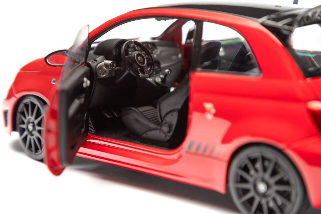 Fiat F595 Abarth Solido Works 2023 red 1:18 Solido