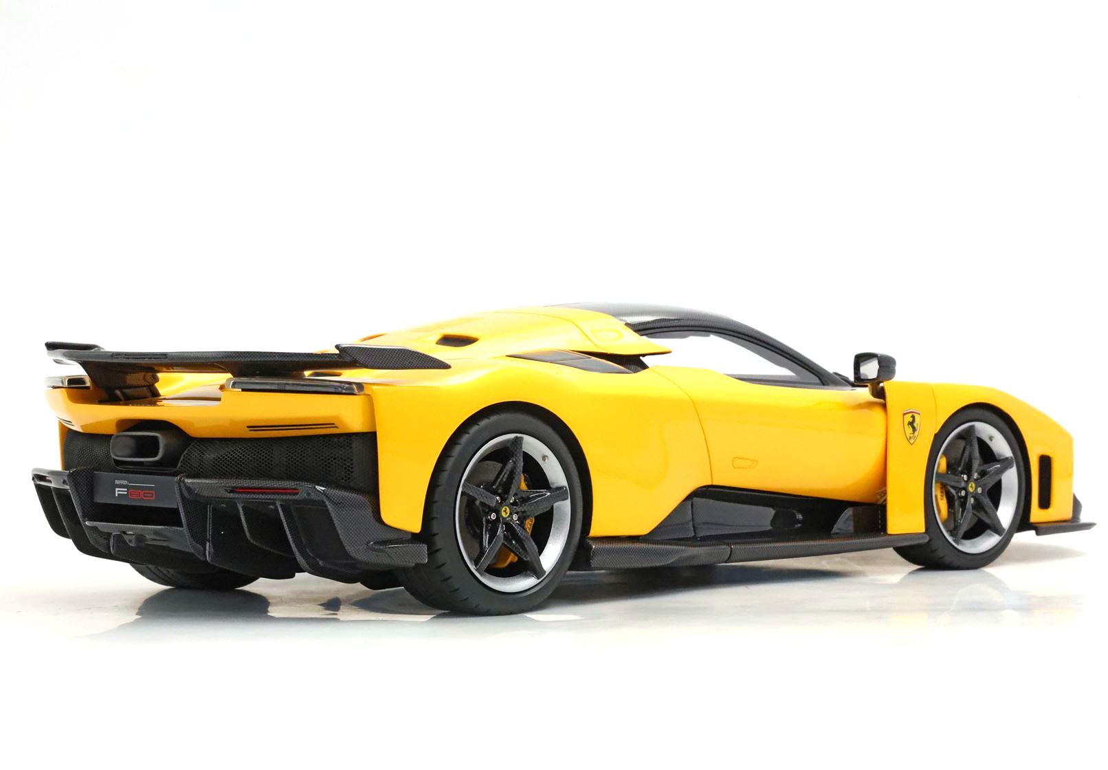 Ferrari F80 Giallo Tristrato 1:18 B.B.R.