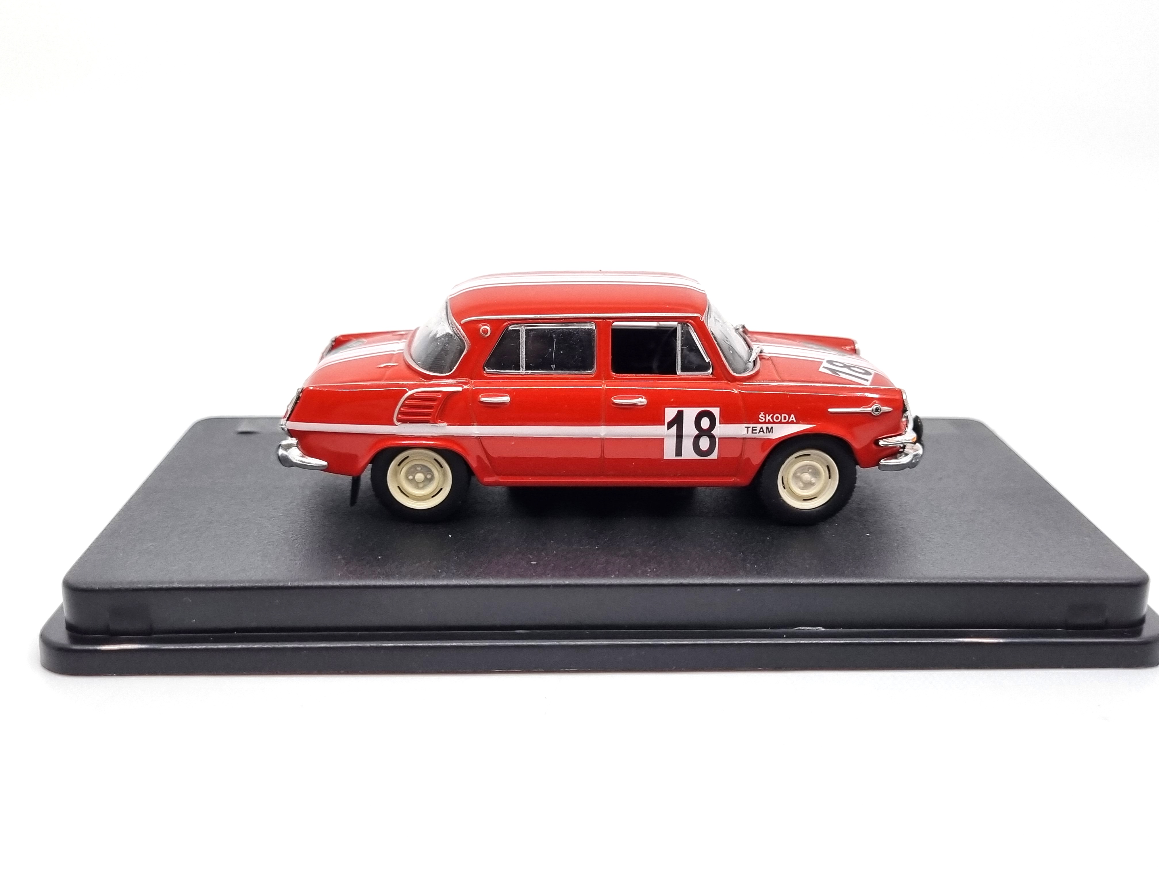 Škoda 1000 MB #18 Rallye Castrol 1965 1:43 Svět autíček