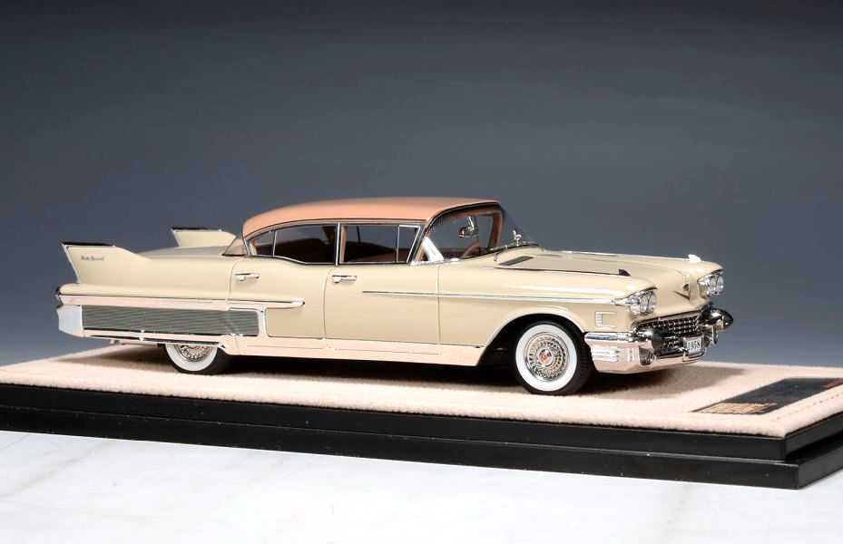 Cadillac Fleetwood Sixty Special 1958 buckskin with light rose top 1:43 Stamp Models