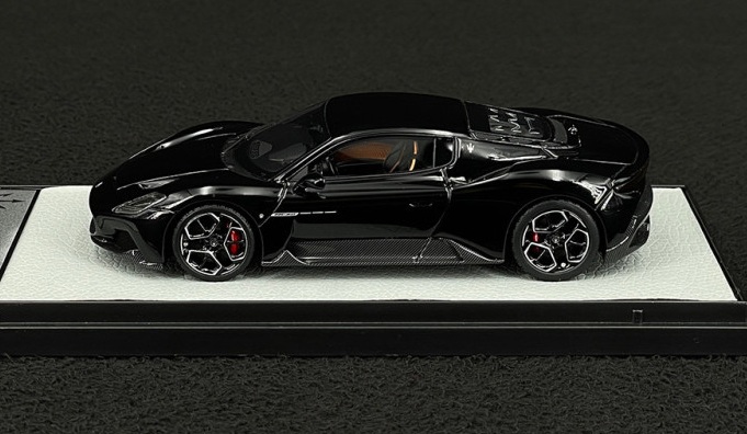 Maserati MC20 2020 black 1:43 B.B.R.