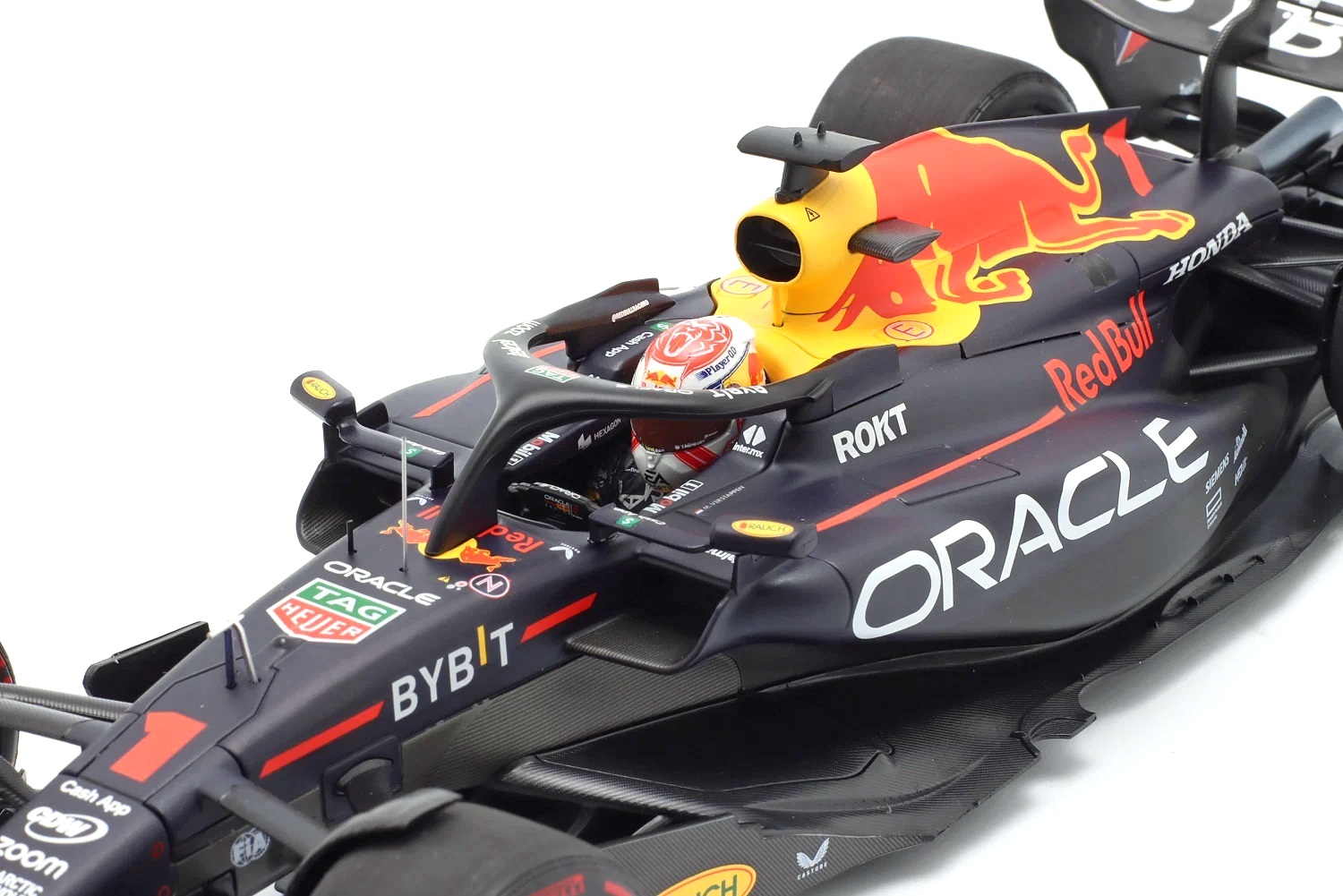 Red Bull RB19 Oracle #1 M.Verstappen Winner Bahrain GP Formula 1 World Champion 2023 1:18 Minichamps