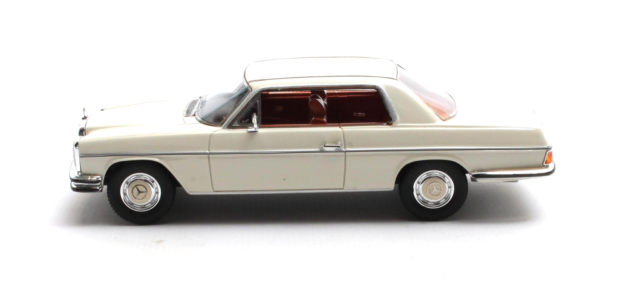 Mercedes-Benz S-Class 280C Coupe W111 1968 Wedding + 2 Figurines 1:43 Matrix Scale Models