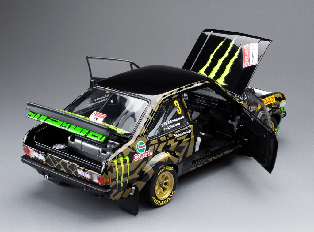 Ford England Escort MKII RS1800 #3 Solberg/Edmondson Rally Roger Albert Clark 2023 with Pilot Figure 1:18 Sun Star