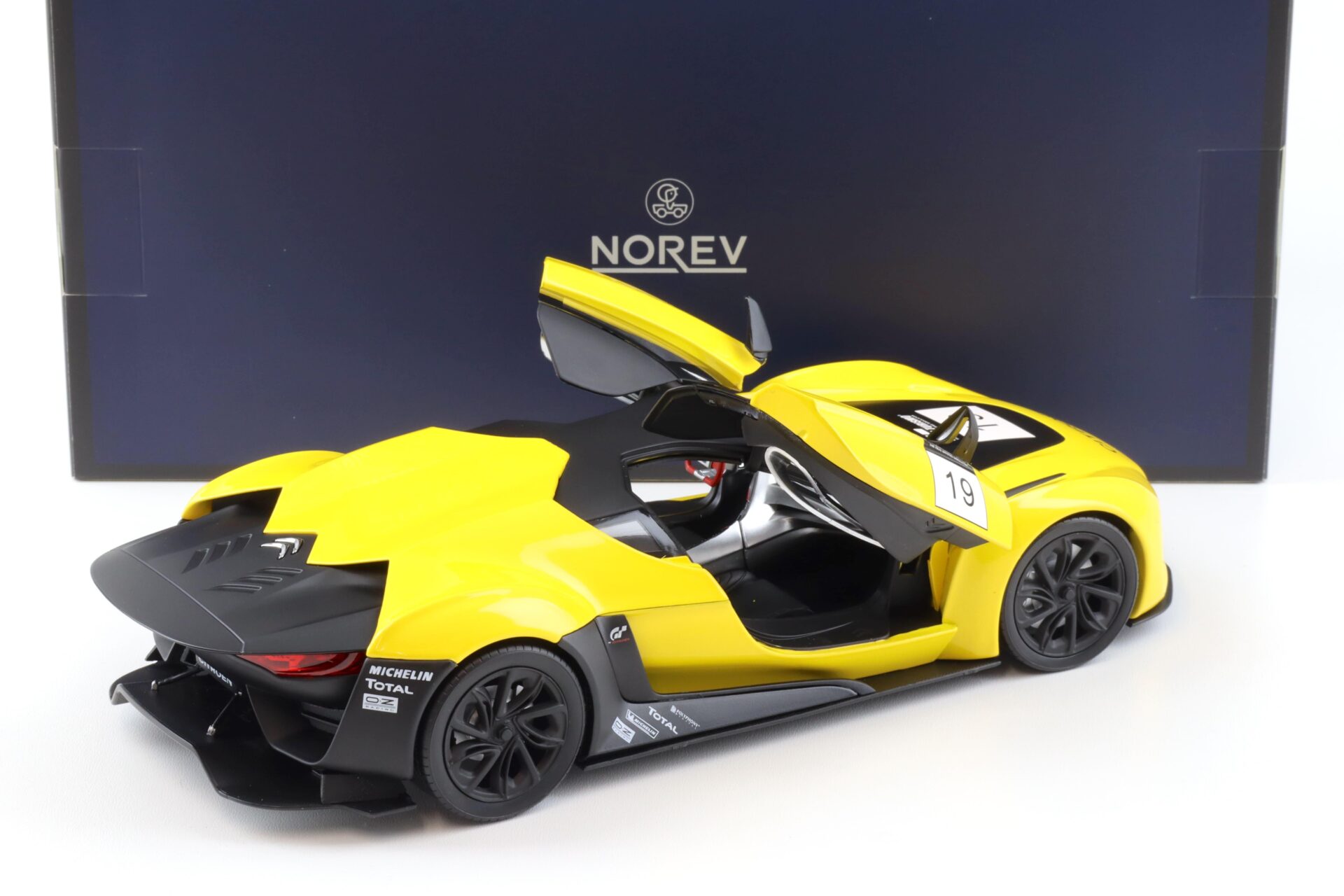 Citroën GT Concept Car 2008 yellow/black 1:18 Norev