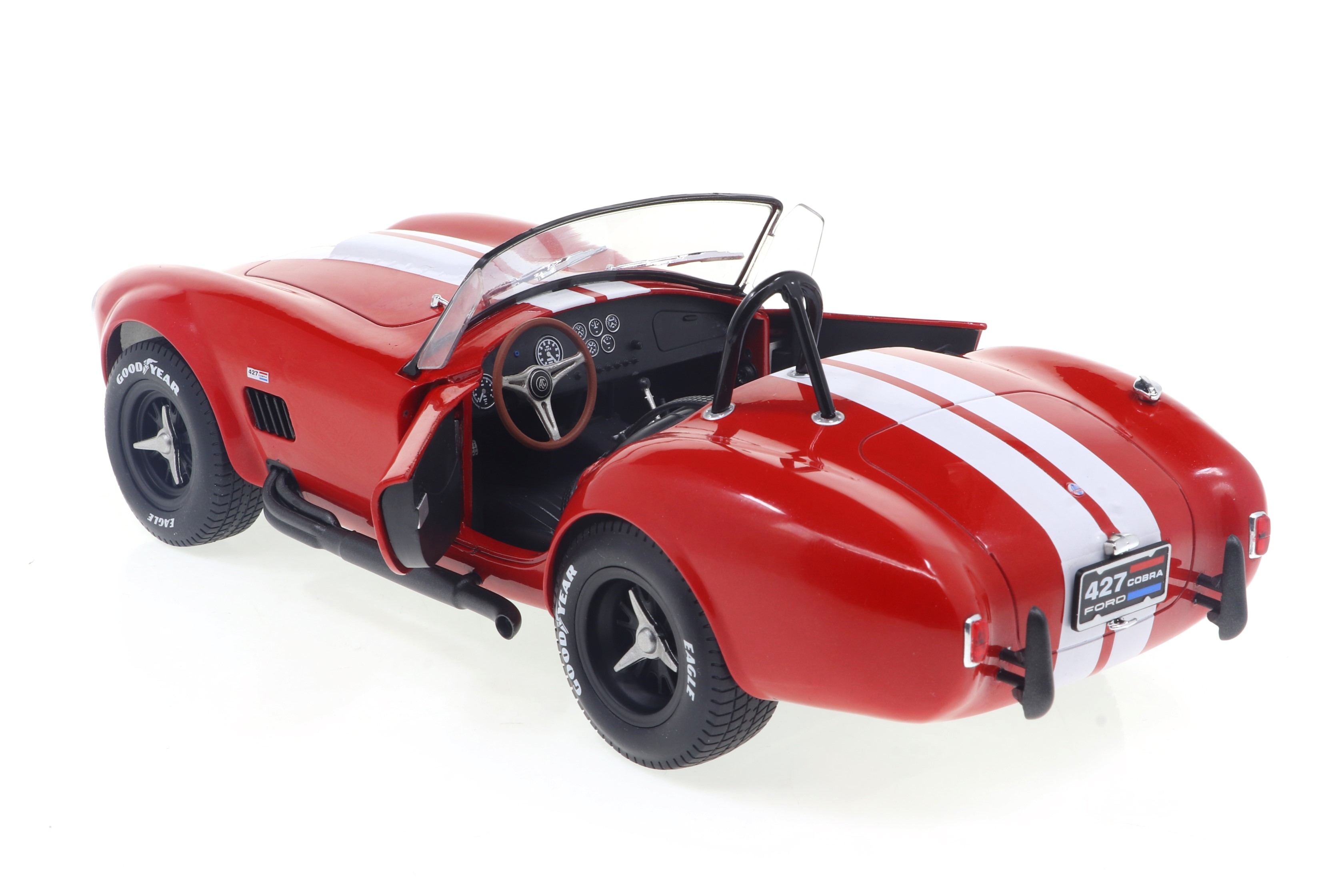 Shelby Cobra 427 S/C 1965 red 1:18 Solido