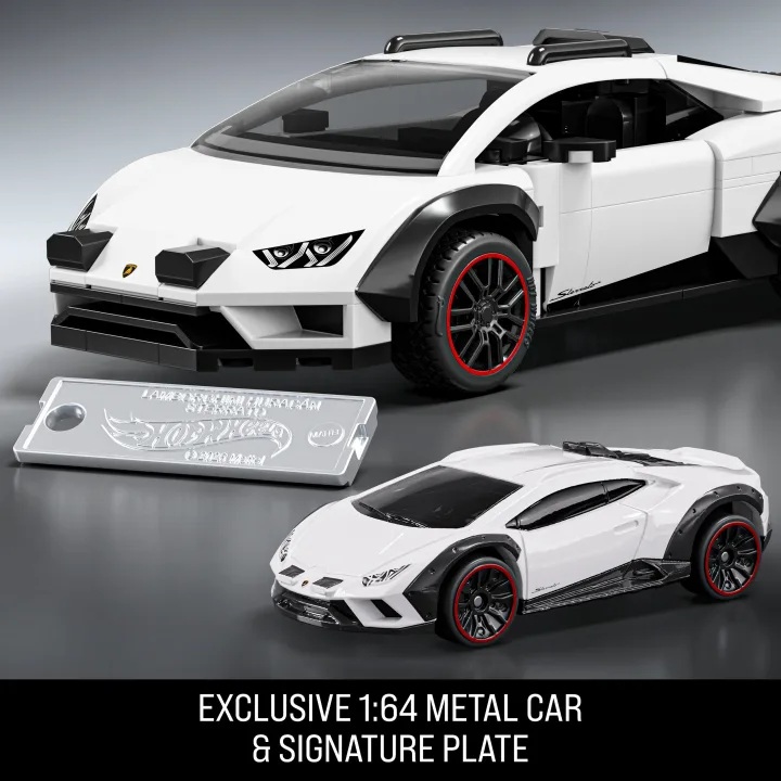 Lamborghini Huracan Sterrato 2022 white 1:32 Hot Wheels Brick Shop