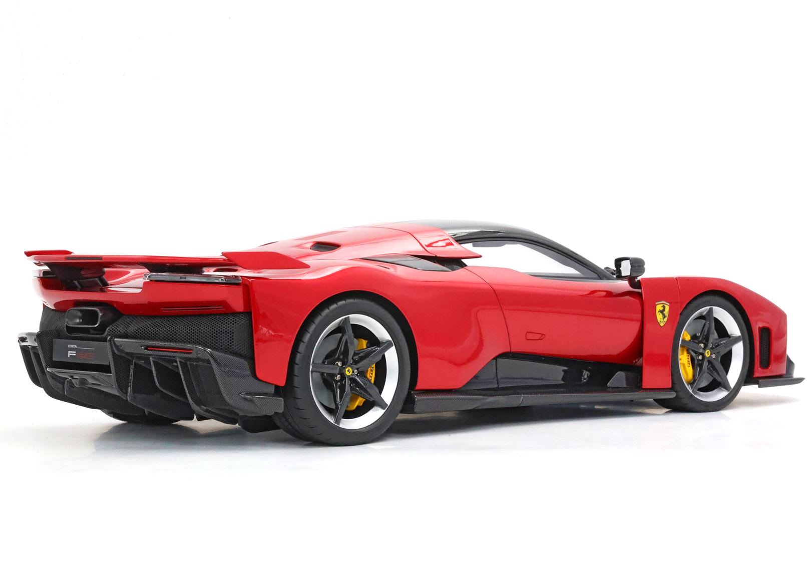 Ferrari F80 Rosso Supercar 1:12 B.B.R.