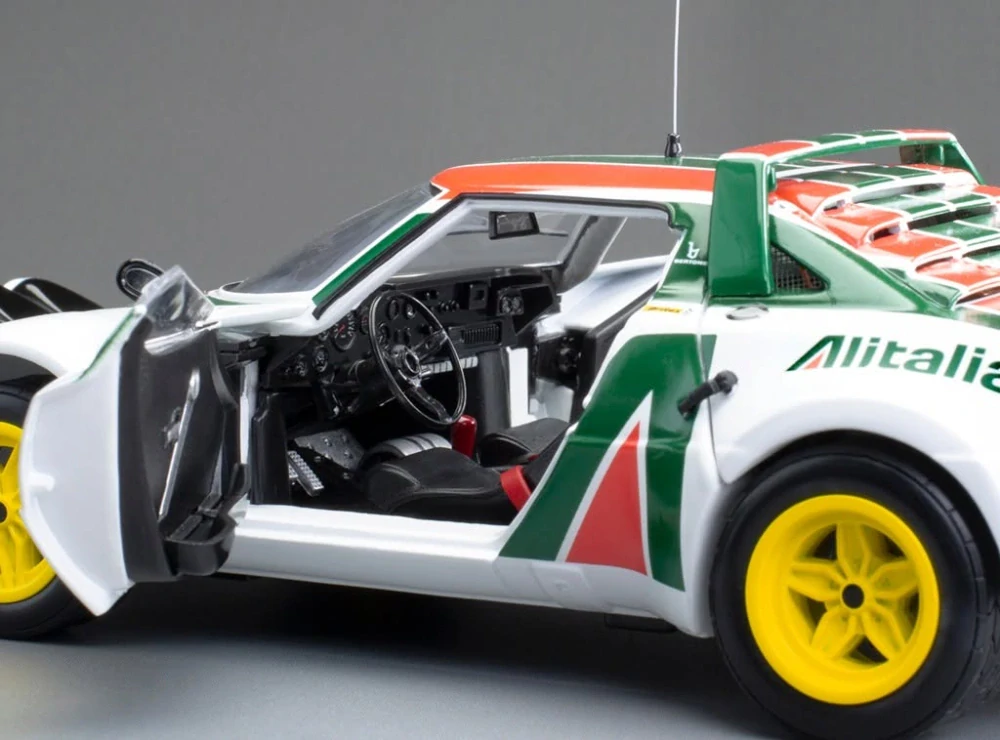 Lancia Stratos HF #1 Munari/Maiga Rally Portugal 1976 1:18 Sun Star