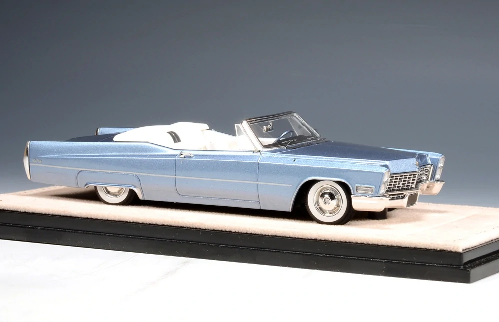 Cadillac De Ville Convertible Open Roof 1967 Marina blue metallic 1:43 Stamp Models