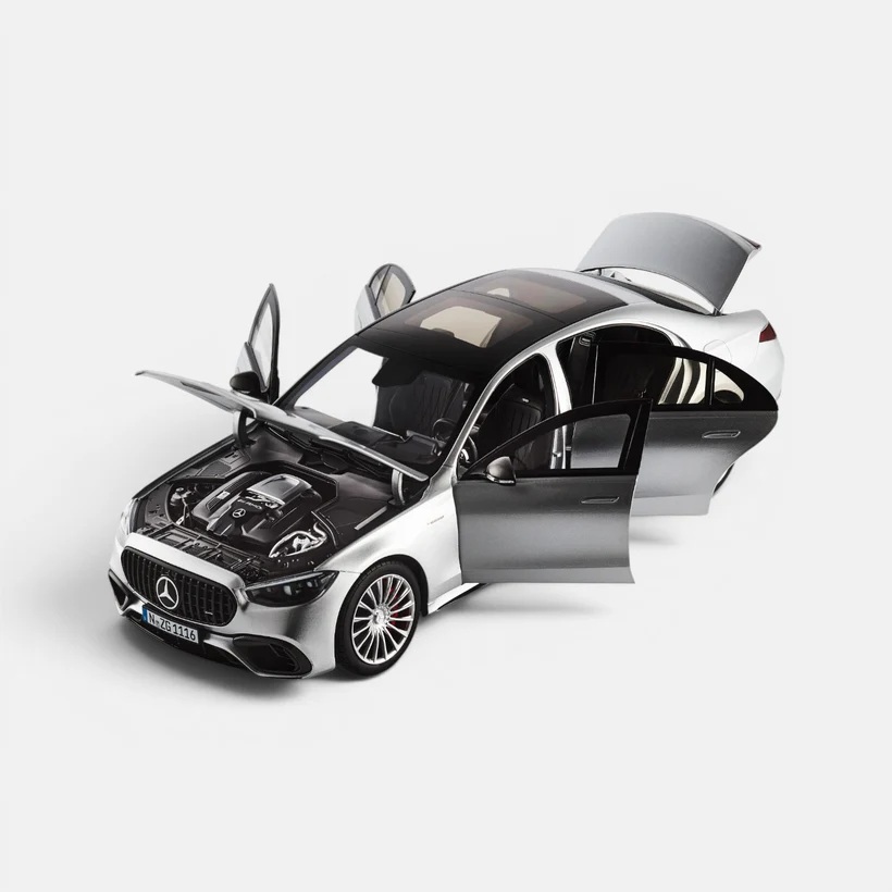 Mercedes-AMG S 63 E Performance hightech silver 1:18 NZG