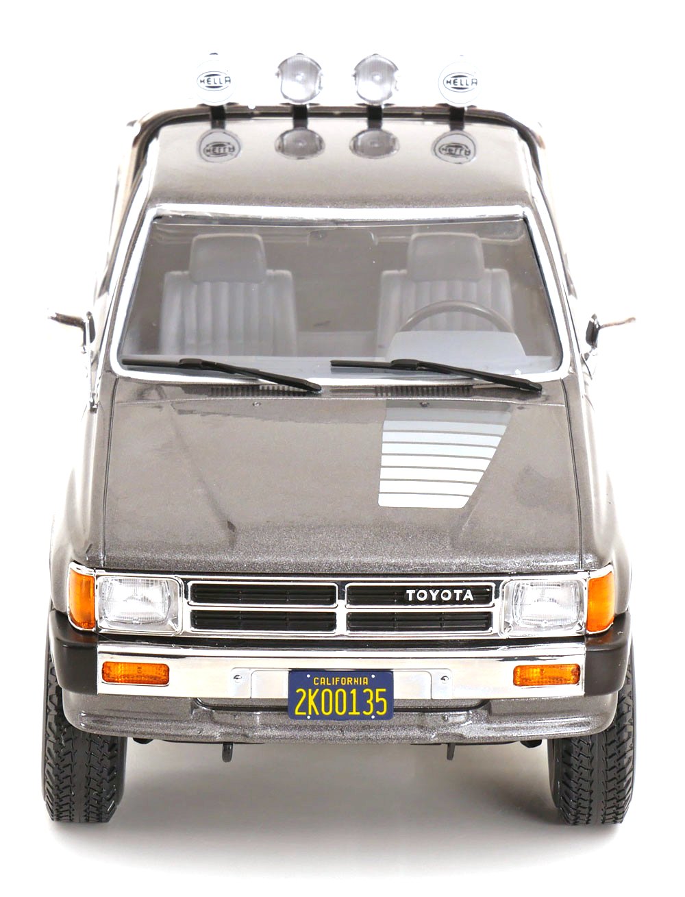 Toyota Hilux Xtra Cab 4x4 1985 Greymetallic 1:18 KK Scale