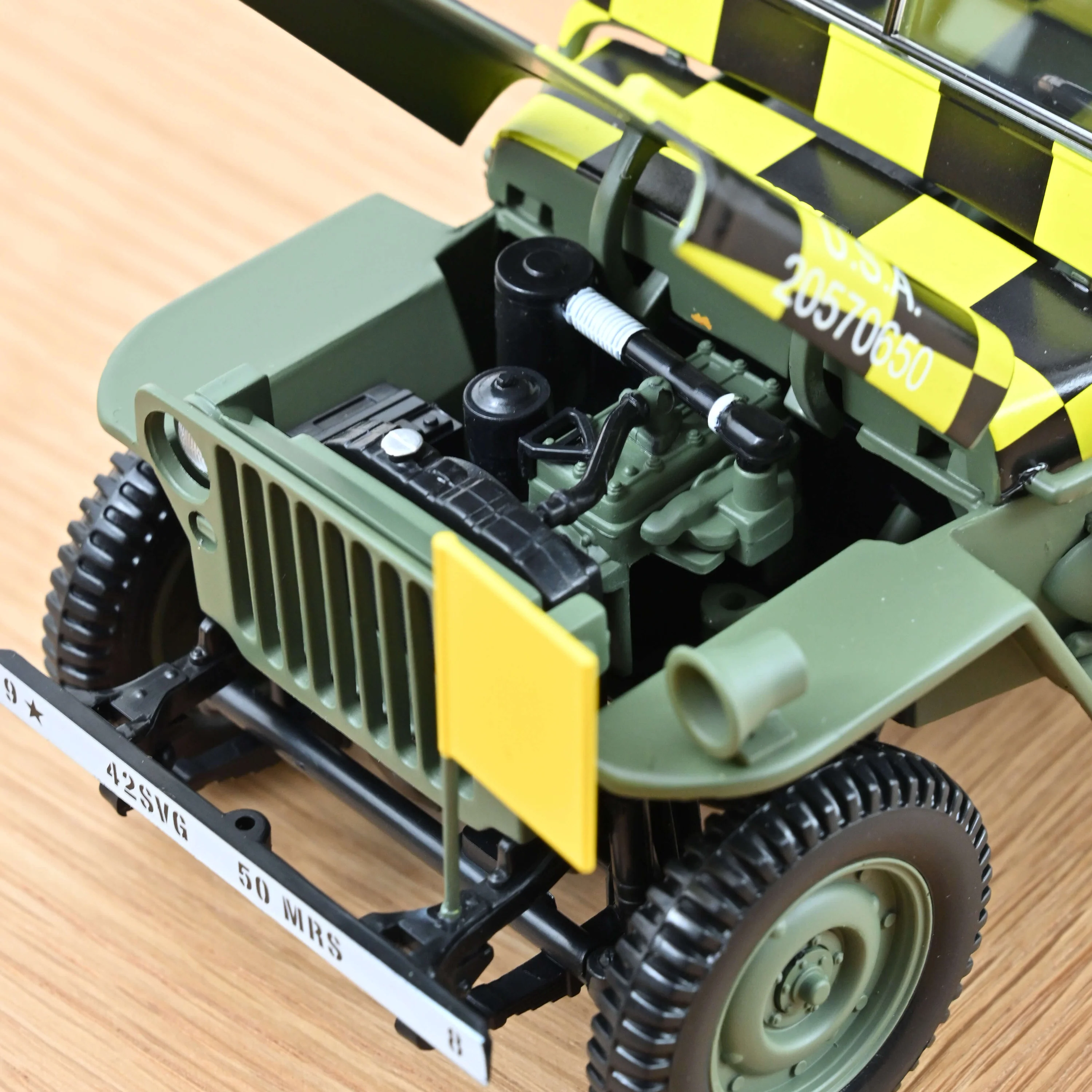 Jeep Willys Army (1944) "Follow Me" 1:18 Norev