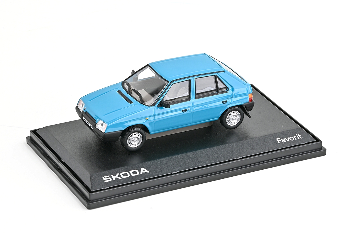 Škoda Favorit 136L 1988 modrá jadran 1:43 Abrex