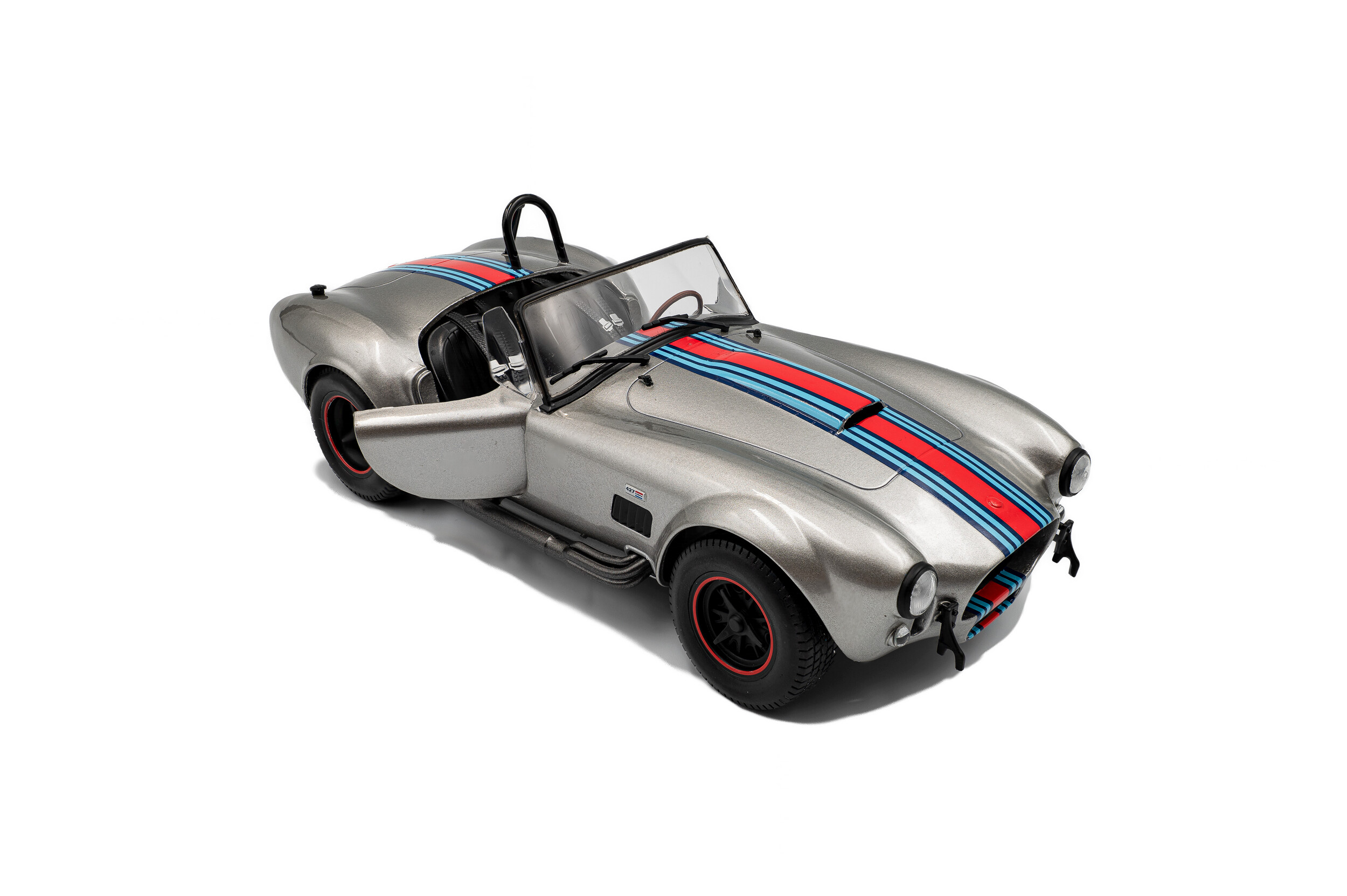 Shelby Cobra 427 MKII 1965 racing silver 1:18 Solido