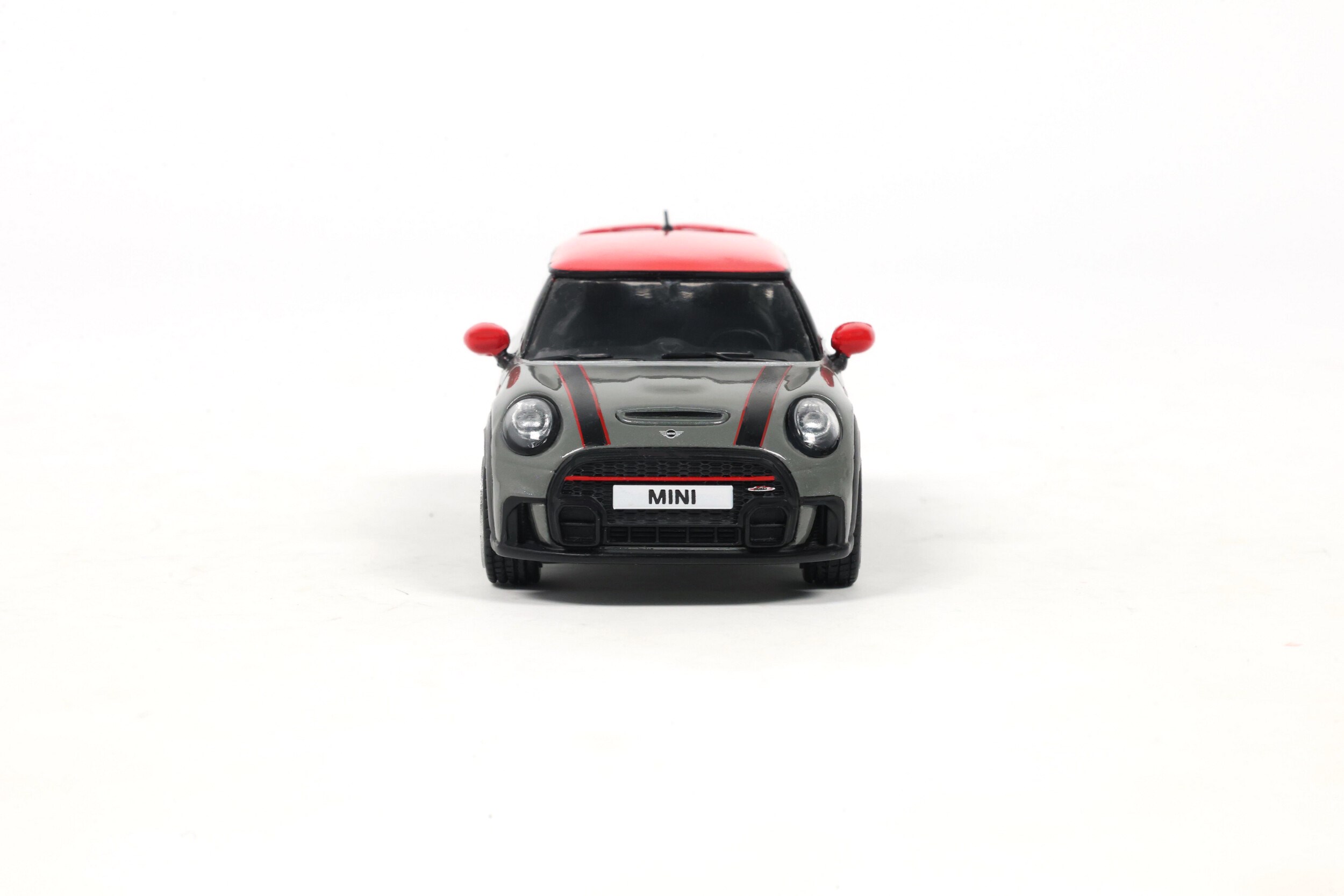 Mini Cooper John Cooper Works 2023 Moonwalk grey 1:43 Solido