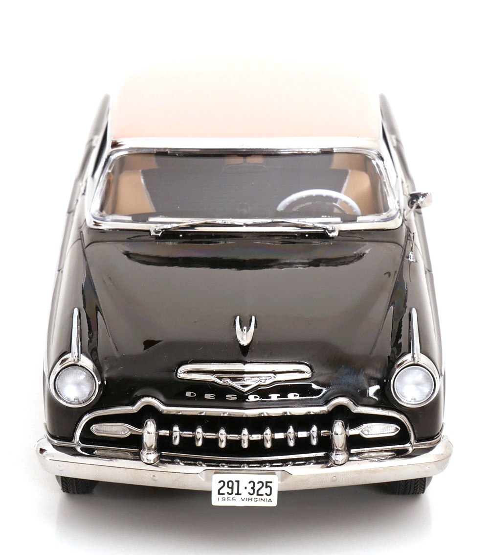 DeSoto Fireflite Sedan 1955 black/pink 1:18 KK Scale
