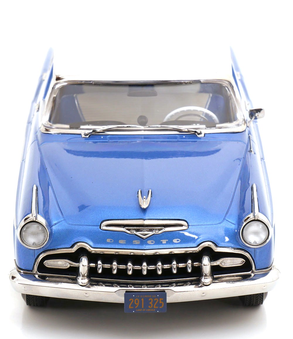 DeSoto Fireflite Sedan 1955 blue metallic/cream 1:18 KK Scale
