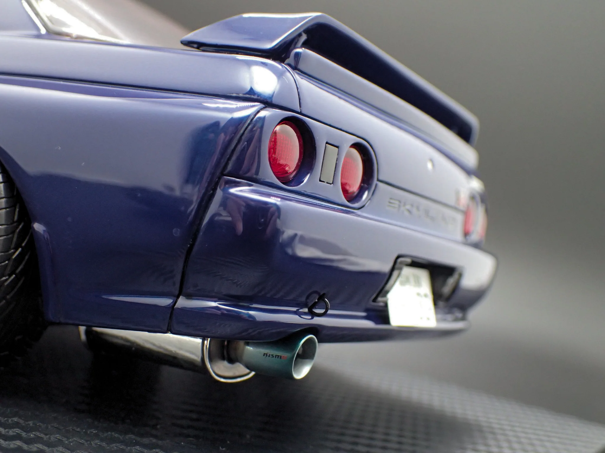 Nissan BNR32 S&S Limited Version blue metallic 1:18 Ignition Model