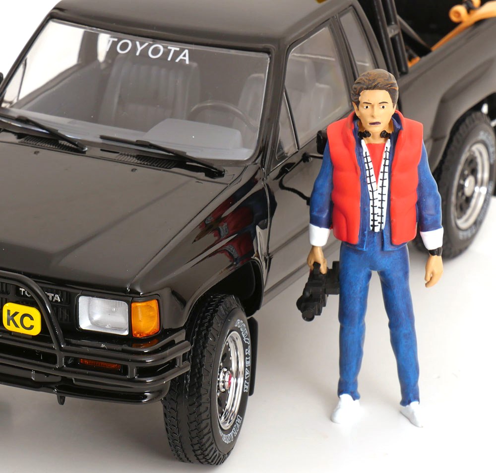 Figurine Marty *Back to the Future II* 1:18 KK Scale