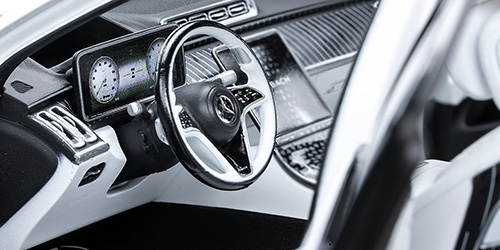 Mercedes-Maybach S-Class 2023 white 1:18 Almost Real