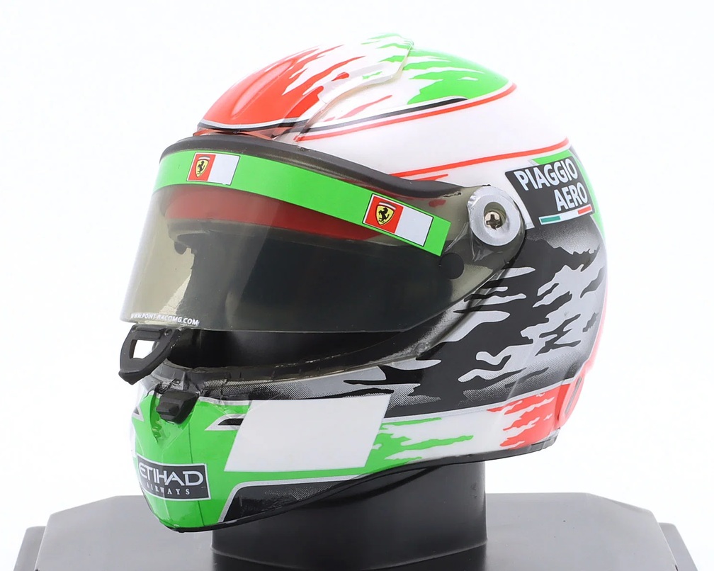 Helmet - Giancarlo Fisichella Scuderia Ferrari #3 F1 2009 1:5 Spark Editions