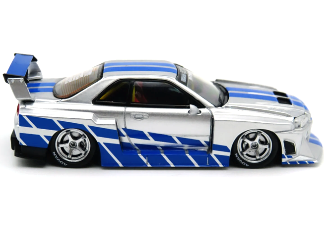 Nissan ER34 Skyline silver/blue 1:64 Street Weapon