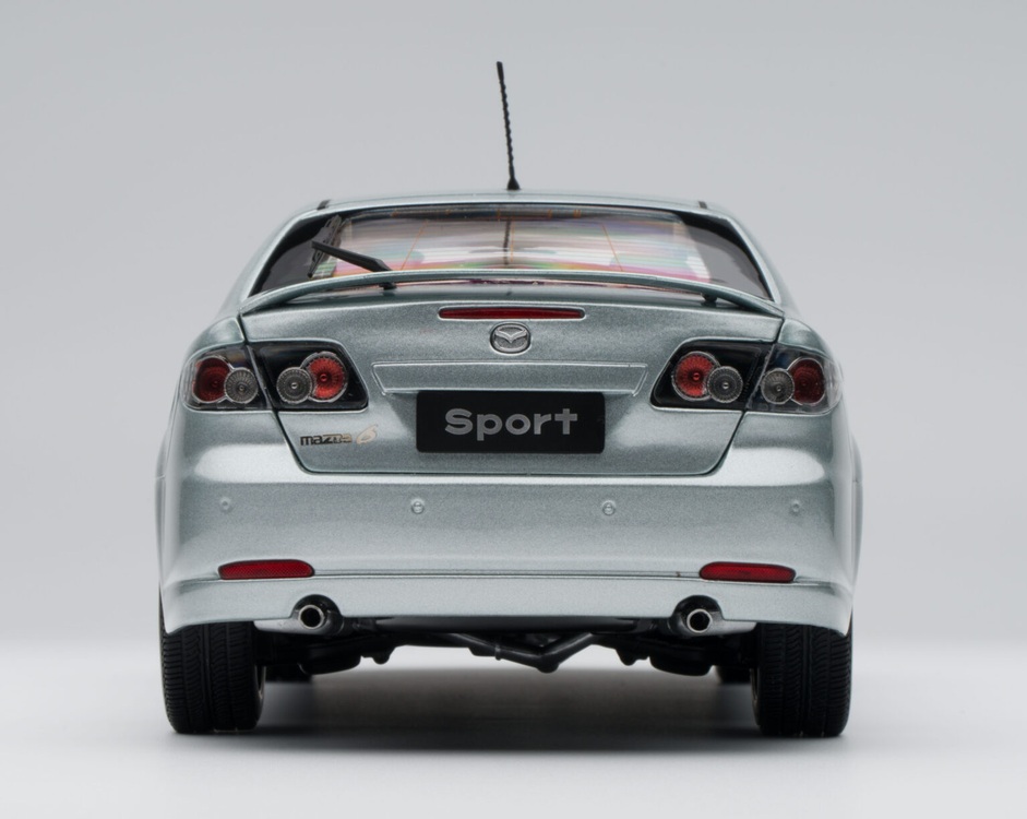 Mazda 3 Sport silver metallic 1:18 Sun Star