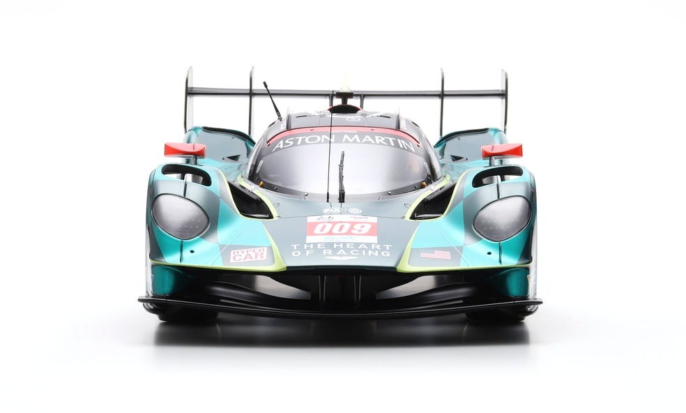 Aston Martin Valkyrie Thor Team #009 Riberas/ Sorensen/ De Angelis 24H Le Mans 2025 1:8 Spark