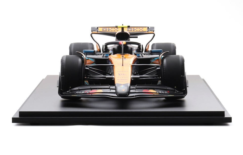 McLaren MCL39 #4 L.Norris 3rd Abu Dhabi GP 2025 F1 Drivers' World Champion 2025 1:8 Spark