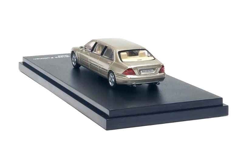 Mercedes-Benz S-Class Pullman 2002 gold 1:64 Almost Real