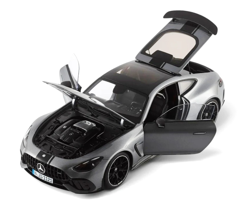 Mercedes-AMG GT 63 Pro 4Matic+ selenite grey 1:18 NZG