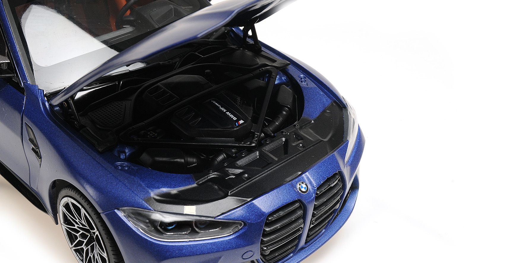 BMW M4 2020 blue metallic 1:18 Minichamps
