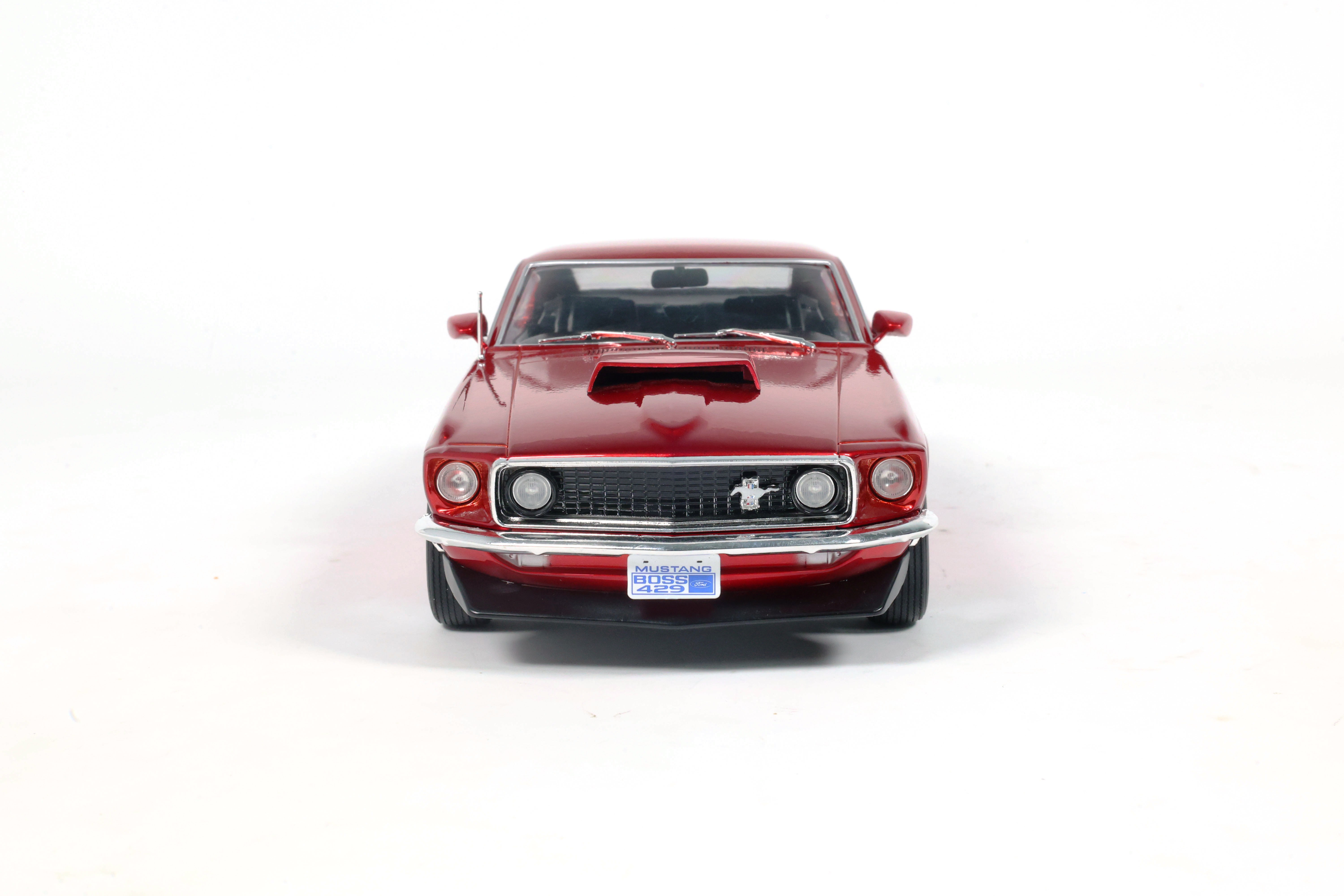 Ford Mustang Boss 429 1969 red metallic 1:18 Solido