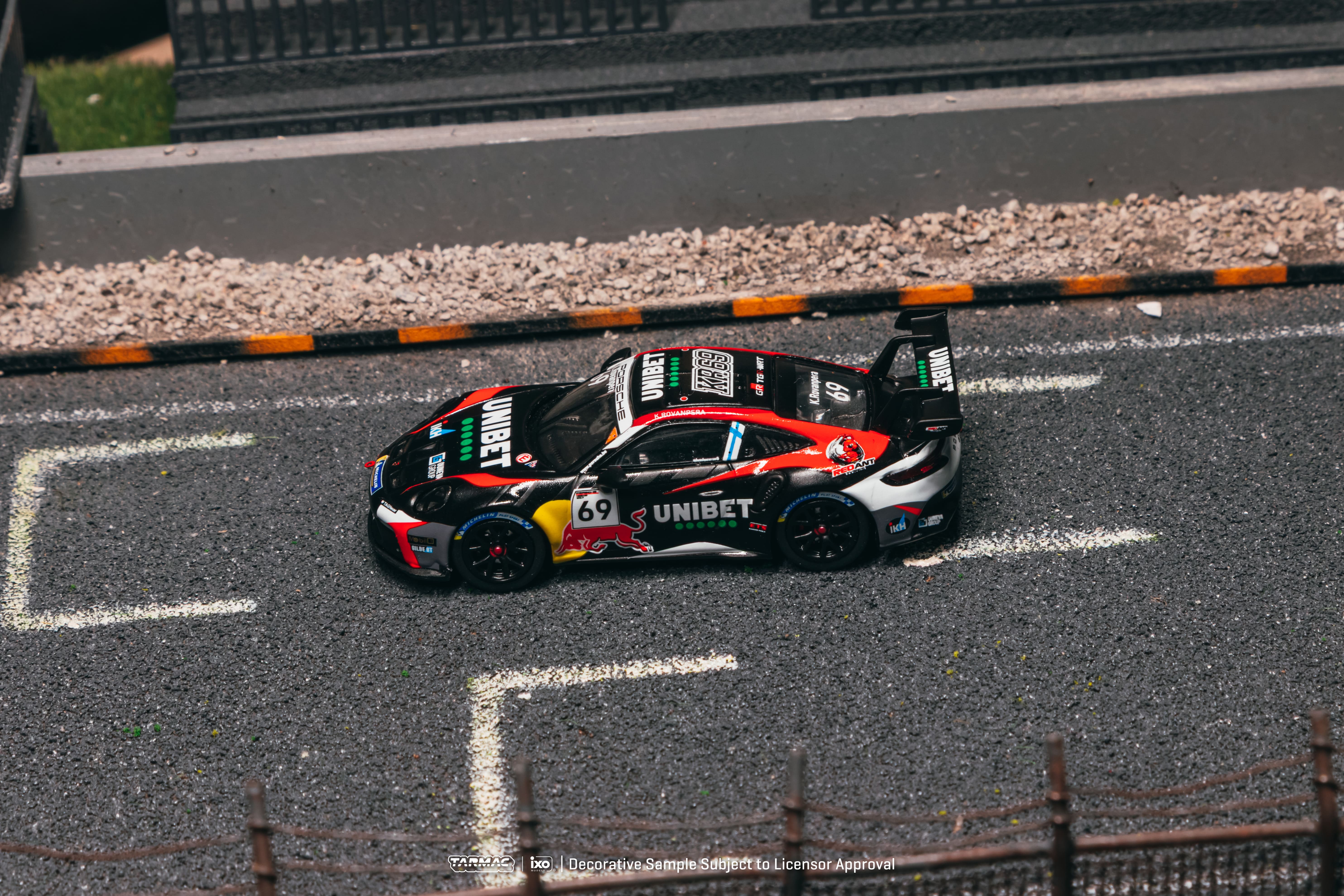 Porsche 911 GT3 Cup (992) RedAnt Racing #69 Kalle Rovanperä Porsche Carrera Cup Benelux 2024 1:64 Tarmac