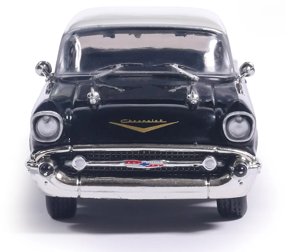 Chevrolet Bel Air 1957 onyx black/imperial white 1:64 Ixo America