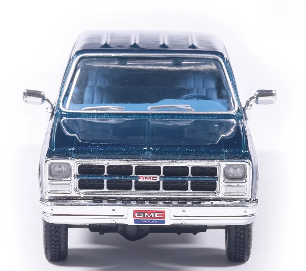 GMC High Sierra K2500 Crew Cab Wideside 1980 dark blue/medium blue metallic 1:64 Ixo America