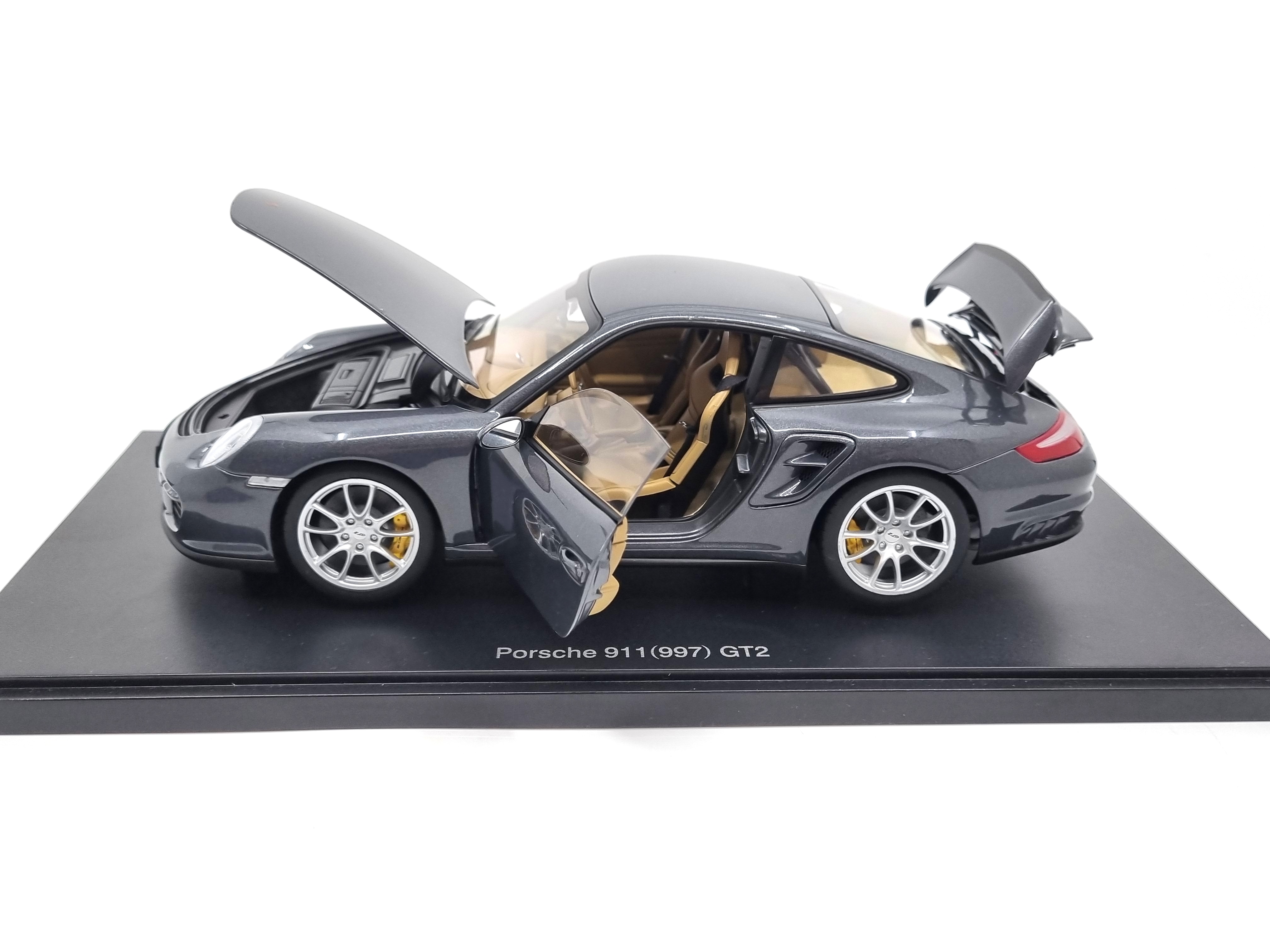 Porsche 911 (997) GT2 1:18 AUTOart