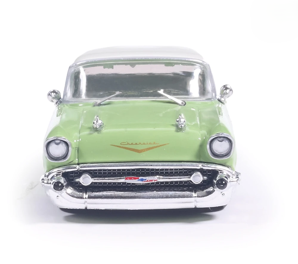 Chevrolet Bel Air Lowrider 1957 laurel green 1:64 Ixo America