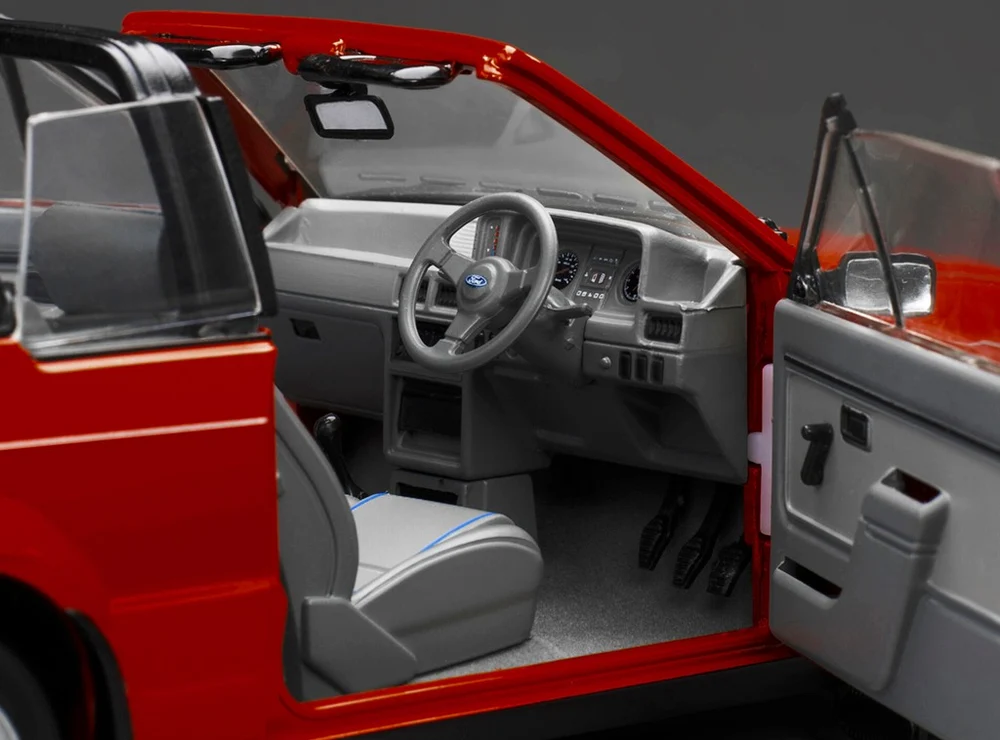Ford Escort XR3i Cabriolet 1984 sunburst red 1:18 Sun Star