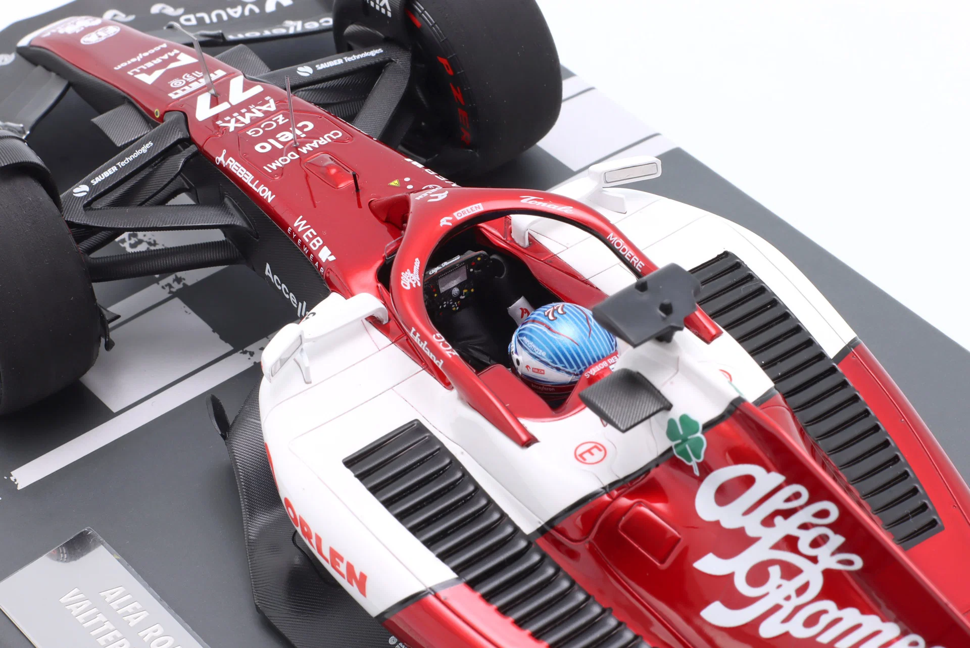 Alfa Romeo F1 Team ORLEN C42 #77 V.Botass Bahrain GP 2022 1:18 Minichamps