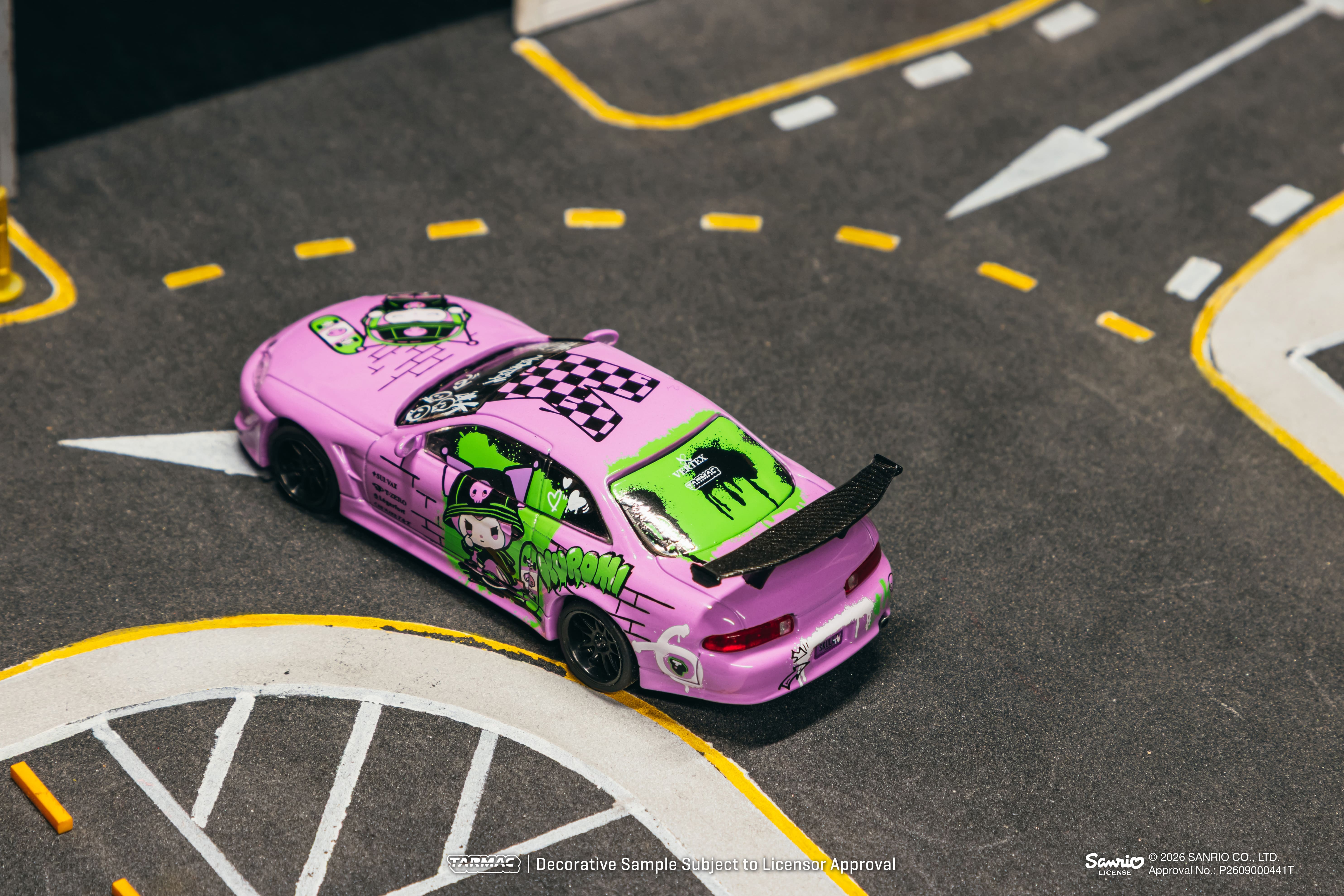 Toyota Soarer JZZ30 Vertex 1998 *KUROMI* 1:64 Tarmac