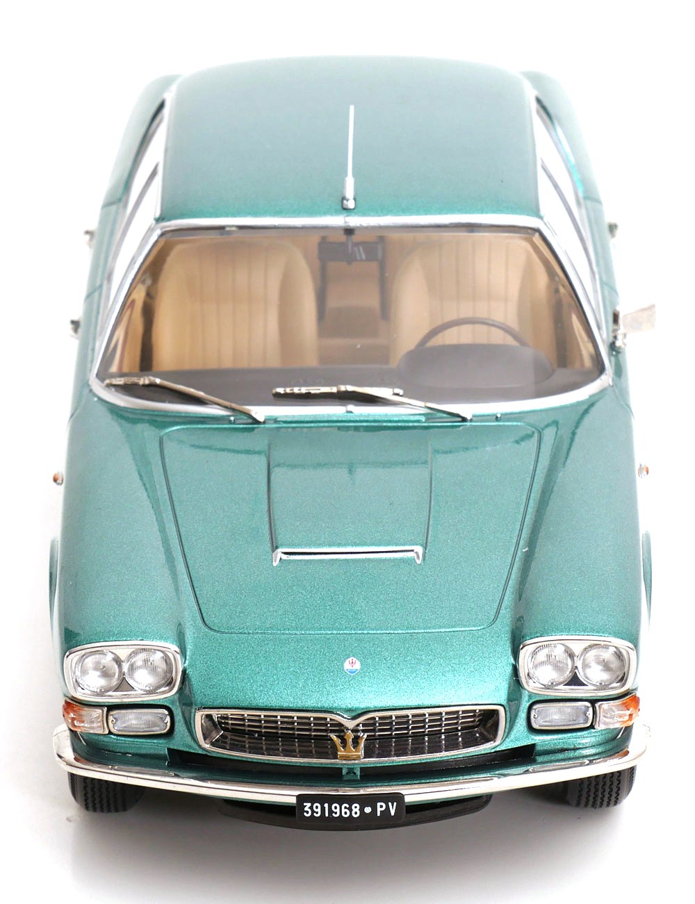 Maserati Quattroporte I 1965 green metallic 1:18 KK Scale
