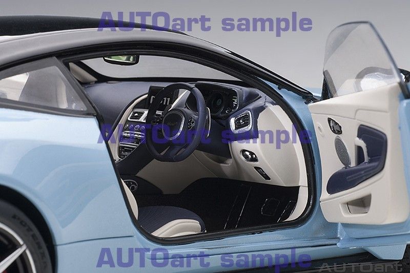Aston Martin DB11 Coupe 2017 frosted glass blue 1:18 AUTOart