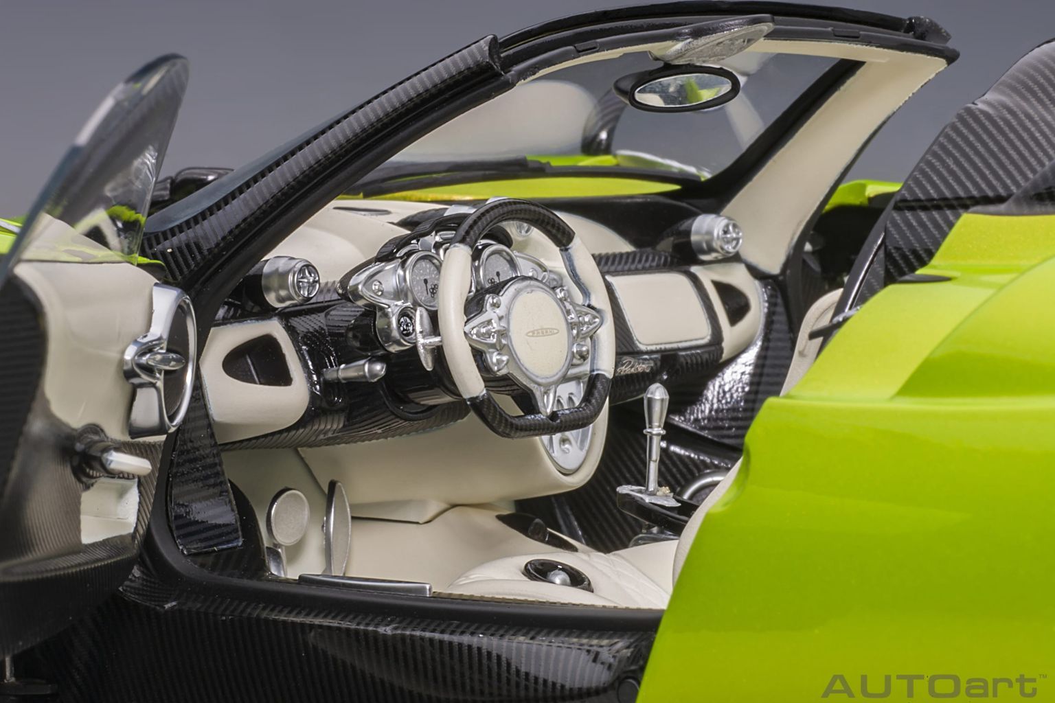 Pagani Huayra Roadster 2018 verde firenze 1:18 AUTOart