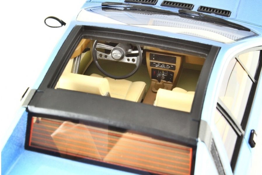 Lancia Scorpion 1976 gold metallic 1:18 Laudoracing Model