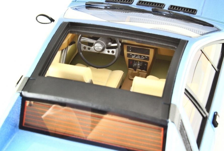 Lancia Scorpion 1976 blue metallic 1:18 Laudoracing Model