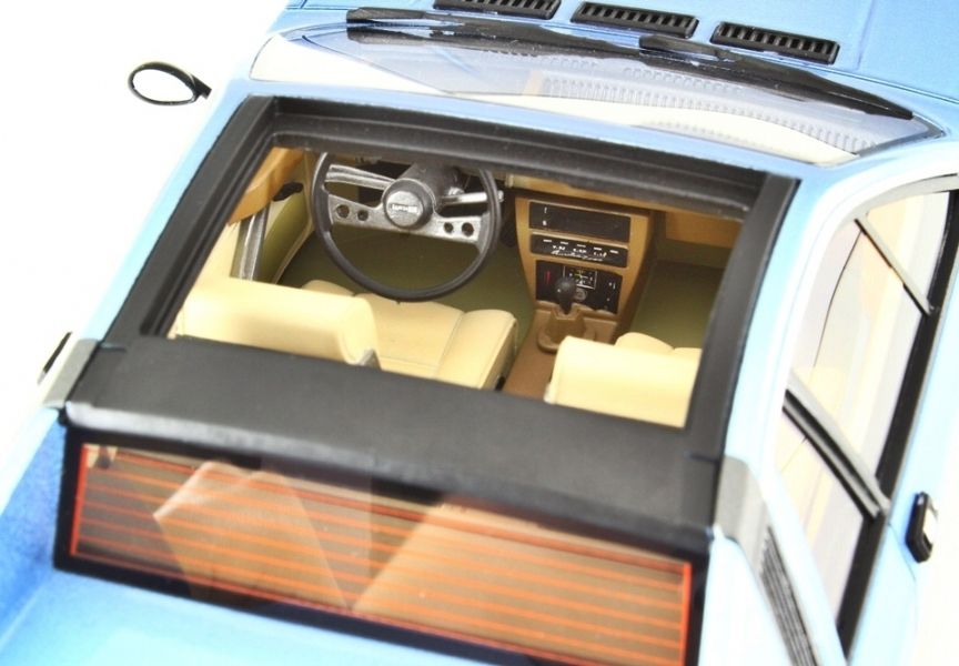 Lancia Scorpion 1976 green metallic 1:18 Laudoracing Model