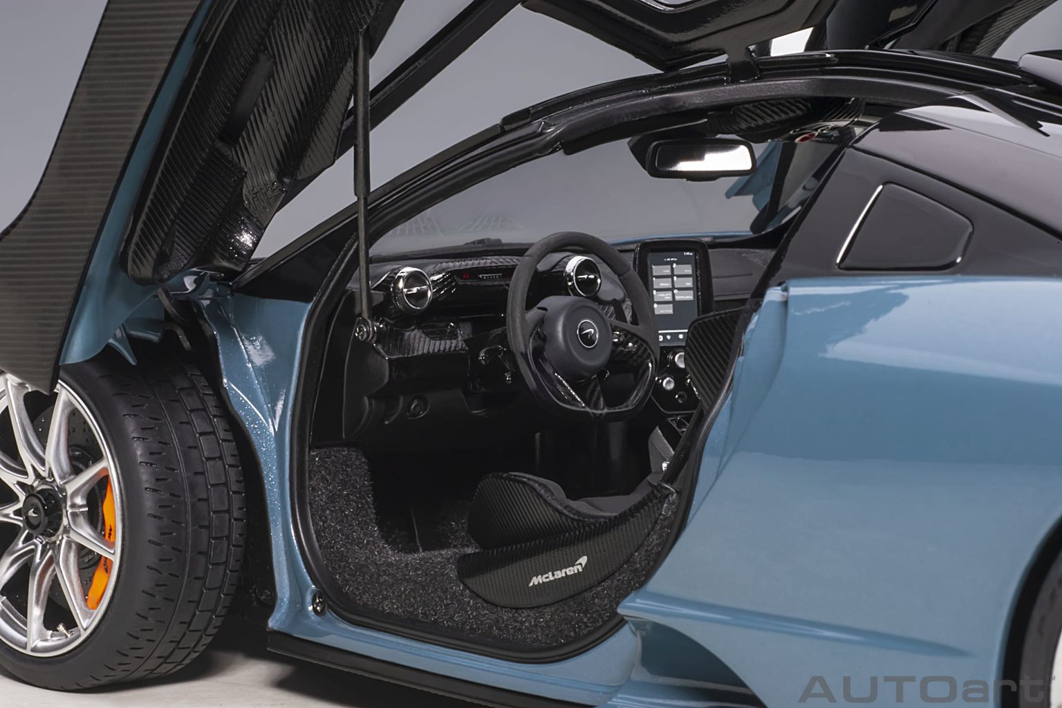 McLaren Senna 2018 vision victory 1:18 AUTOart